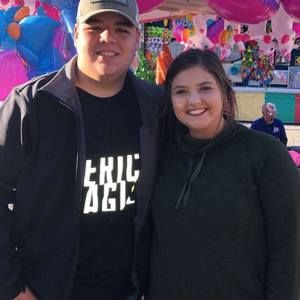 Meet your Posher, Dakota